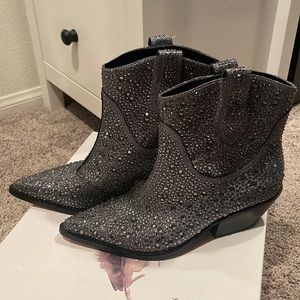 Jessica Simpson Pewter Rhinestone Tamira Booties size 7.5